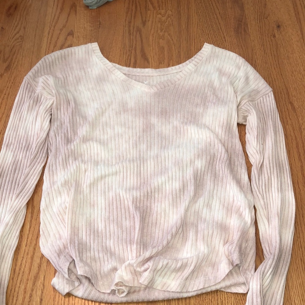 pink sweater